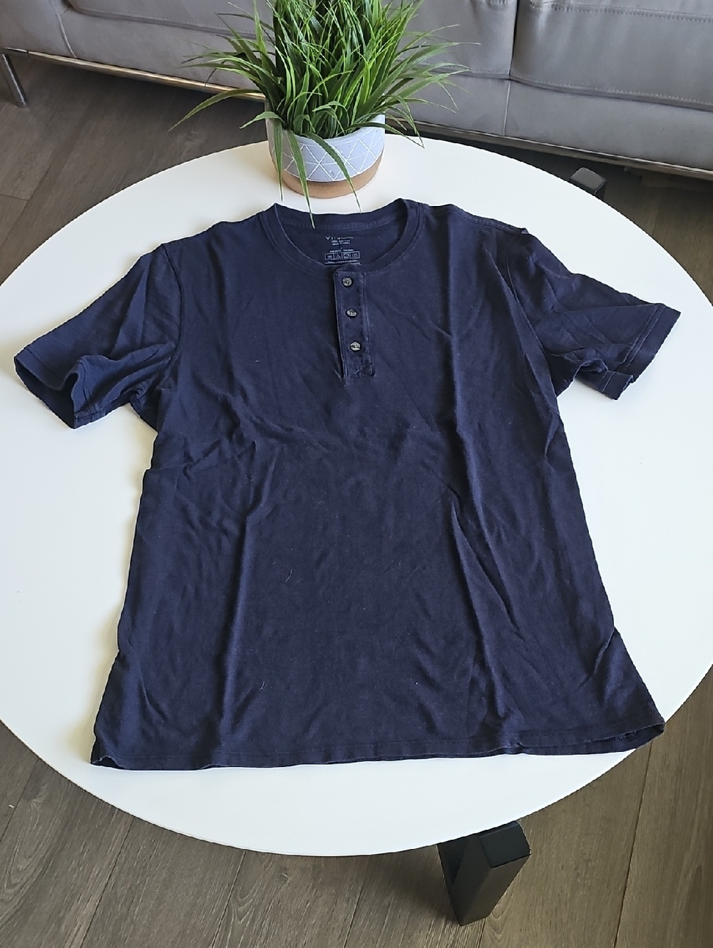Vince Navy Short-Sleeve Henley Tee